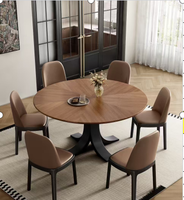 Table à manger avec surface facile à nettoyer et montage facile