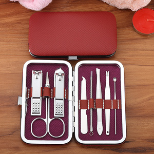 Kit de toilettage classique durable en acier inoxydable 8 pièces pour hommes et femmes, ensemble professionnel de manucure et de pédicure pour la maison et les voyages - Product Image 5