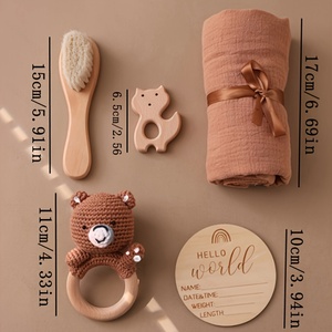 Kaiyue personalizza la pietra miliare del neonato all'uncinetto cucciolo di orso sonaglio animale in legno da bagno dentizione massaggiagengive animali doccia regalo Set di giocattoli - Product Image 6