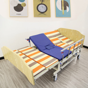 Cama de enfermería de madera Ji Fuxiang, manual, con doble manivela, multifuncional, con elevación por manivela y mesa de comedor para cuidado en el hogar. - Product Image 1