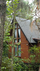 Triangle Modulaire Maison Préfabriquée <span class=keywords><strong>en</strong></span> <span class=keywords><strong>Bois</strong></span> Style Conte de Fées Lodge Villa Toboggan <span class=keywords><strong>pour</strong></span> Enfants Hôtel Petite Cabine Double Étage Hutte Resort - Product Image 3