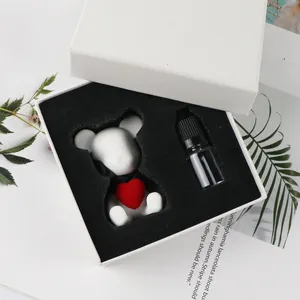 Luxo gift box Acessórios Do Carro Carro ar purificador escape clip Love Bear cerâmica aromaterapia difusor de óleo essencial