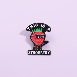 Dies ist ein Strobot Strawberry Robber Emaille Pin Funny Strawberry Pun Metal Abzeichen - Product Image 2