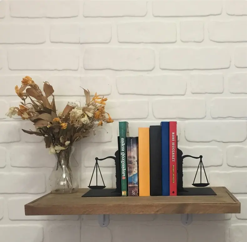 Scale of Justice Lawyer Metal Bookends 2022 Metal Decor Art Books Stand Decorative Bookends