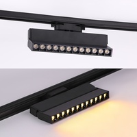 Lumières de rail pliables au design moderne, corps en aluminium noir, éclairage de rail carré à montage en surface pour supermarché intérieur