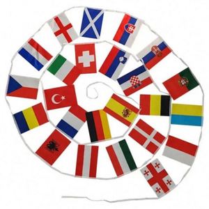Drapeau Guirlande Portable en Soie Personnalisé avec Logo des 32 Pays pour la Coupe du Monde de Football 2026 – Décoration Publicitaire Promotionnelle du Fabricant - Product Image 4