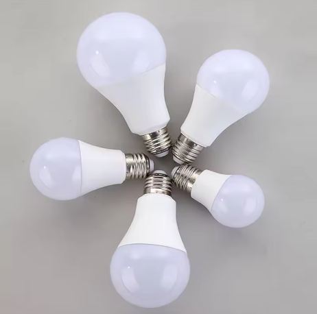 LED Smart Light Bulb for Household Use Wholesale E27 B22 Raw Material Intelligent Control RGB Dimming 3W 2000-6500K CRI 80/90