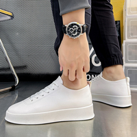 Baskets décontractées coréennes grande taille 39-45 pour hommes, blanches et tendance, respirantes pour jeunes étudiants, idéales pour l'automne/hiver