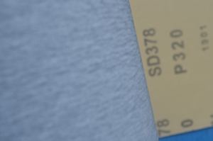 Rollo de Papel de <span class=keywords><strong>Lija</strong></span> de Carburo de Silicio SD378 D-WT, 1400 mm de Ancho, Dureza Media, <span class=keywords><strong>para</strong></span> Lijadora y <span class=keywords><strong>Pulidora</strong></span> - Product Image 4