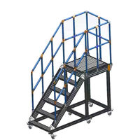 Plateformes d'escalade industrielles OEM en profilés d'aluminium assemblés, échelles pliantes mobiles avec pieds de nivellement