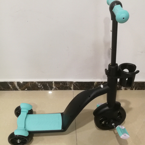 Monopattino a Tre Ruote Pieghevole per Bambini, Mini Scooter Leggero per Esterni con Pedale Piccolo per Ragazzi e Ragazze - Product Image 2