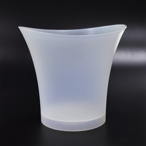 Prix bas en plastique champagne vin <span class=keywords><strong>vodka</strong></span> whisky rvb <span class=keywords><strong>flash</strong></span> led seau à glace - Product Image 6