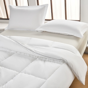 Fornitore di Piumoni per Hotel, Produttore di Trapunte Personalizzate per Quattro Stagioni in Tessuto di Poliestere con Imbottitura e Rivestimento - Product Image 5