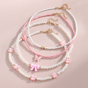 Ensemble <span class=keywords><strong>de</strong></span> 4 colliers faits à la main pour filles, papillon, cœur, <span class=keywords><strong>fleur</strong></span>, perle et perles, ensemble <span class=keywords><strong>de</strong></span> colliers pour enfants, adolescents, meilleur cadeau d'<span class=keywords><strong>amitié</strong></span> pour les amis - Product Image 1