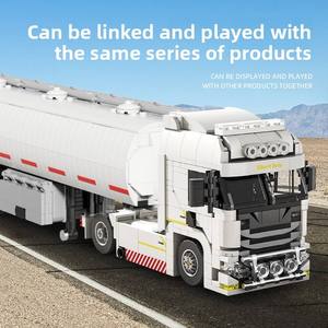 66027-38 European-style Truck Tractor Oil Tanker Engineering Vehicle 40-Piece ABS <b>Plastic</b> Building <b>Block</b> - Product Image 4