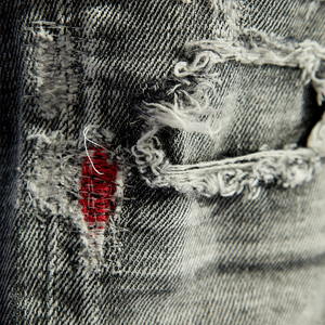 Jeans <span class=keywords><strong>Skinny</strong></span> da Donna Neri a Vita Media Personalizzati con Ricami e Patch Effetto Usurato, Lavaggio Distressed, Effetto Push-Up, Dettagli Bianchi, in Denim - Product Image 4