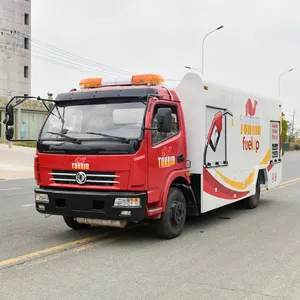 Dongfeng 5000 litros mini camión cisterna camión de reparto de combustible móvil