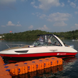 Yate de Fibra de Vidrio para 6 Pasajeros, Lancha Rápida Económica con Motor - Product Image 4