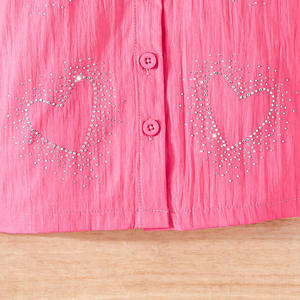 Completo Estivo per Bambine 2 Pezzi con Top a Maniche a Sbuffo con Motivo a Cuori e Strass e Pantaloncini in Denim, Abbigliamento per Bambine 2-8 Anni - Product Image 6