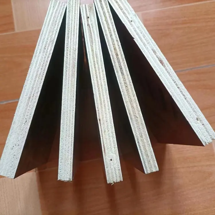 Kayu lapis hitam kualitas baik untuk konstruksi marine shuttering beton mealine penekan panas tebal poplar lembar kayu lapis dilaminasi