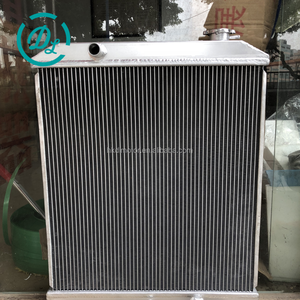 Radiateur et réservoir d'eau pour excavatrice EexcavaStart SWE60, cœur en aluminium durable, refroidissement efficace, garantie 1 an - Product Image 1