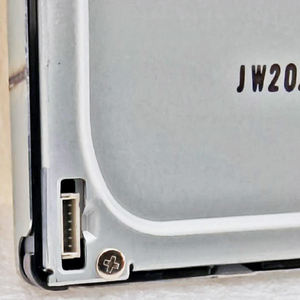 Module d'affichage LCD LM240WU8-SLE1 24 pouces WUXGA 300 nits Transfert de signal haute vitesse Terminal de contrôle industriel embarqué - Product Image 4