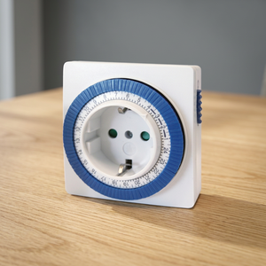 Programmateur minuterie 24 heures avec puissance maximale de 3500 W et ampérage de 16 A, ajustement progressif toutes les 15 minutes (GSC 400270) (Emballage blister) - Product Image 2