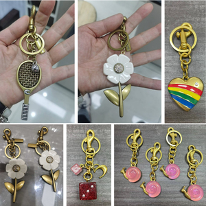 Llavero de cereza para <span class=keywords><strong>mujer</strong></span>, accesorio de moda de lujo, bonito colgante decorativo para bolso, regalo. - Product Image 4