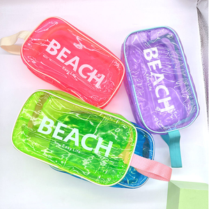 Trousse de toilette de plage petite taille avec fermeture éclair, résistante à l'eau, sac de maquillage avec poignée souple et motif lettres moderne - Product Image 1