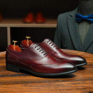 รองเท้าบูทหนังแท้ผู้ชายดีไซน์คลาสสิคล่าสุด ประจำฤดูใบไม้ร่วง-ฤดูหนาว ปี 2025 สวมใส่สบาย เหมาะสำหรับทำงาน กันน้ำ กันลื่น แบบสวม DSYX - Product Image 2