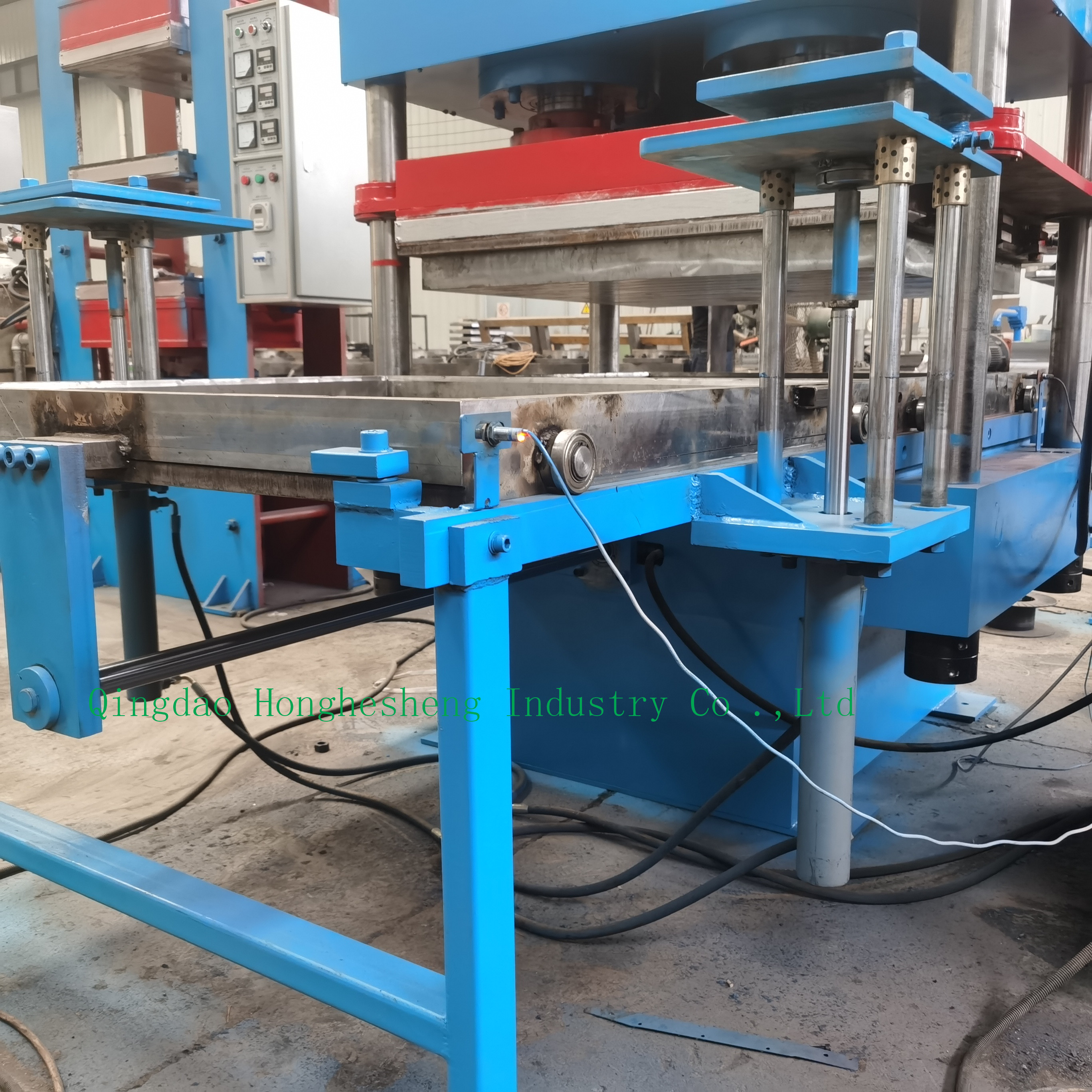 Rubber Mat/ Floor Tile Making Machine