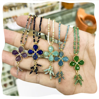 Colliers pour femmes en pierres naturelles de haute qualité, design tendance 2026, pendentif fleur en pierre naturelle, perles de cristal, améthyste, pierre de soleil