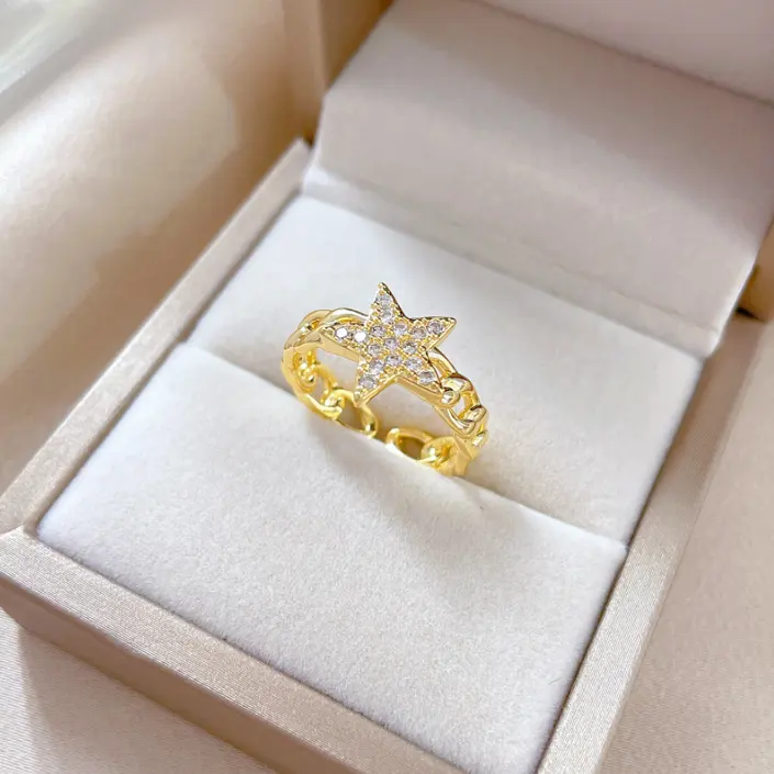 Nuovo anello pentagramma in acciaio inossidabile placcato oro per accessorio per gioielli di moda con anello a snodo di dimensioni regolabili da donna