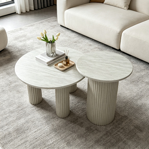 Ensemble de tables basses gigognes rondes à colonnes cannelées minimalistes, plateau texture pierre, luxe léger, pour salon et hôtel - Product Image 3