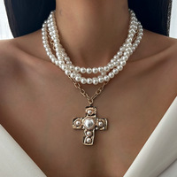 Collier Rétro pour Soirée Bal de Promo, Chaîne Épaisse en Argent, Élégant Collier Superposé Massif en Or Martelé avec Perles et Croix