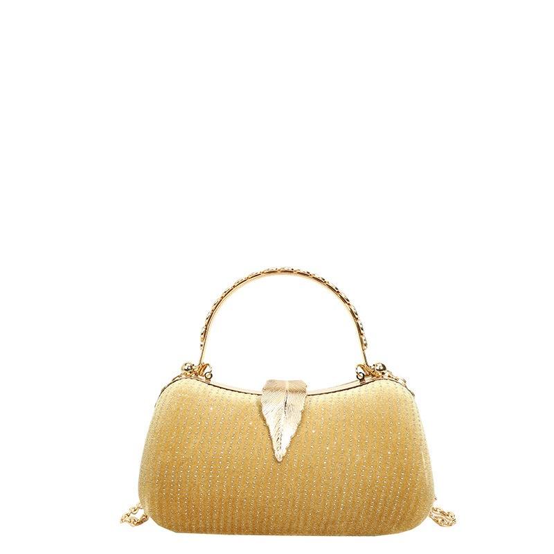 โกลเด้น