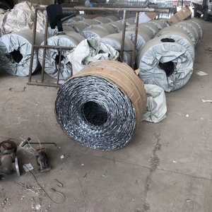 Fil de fer <span class=keywords><strong>barbelé</strong></span> galvanisé à chaud, tension 10 kg, durable, respectueux de l'environnement, pour clôture de construction, protection renforcée - Product Image 5