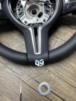 Volant de voiture en cuir en stock pour BMW F30 F10 F15 F36 F20 F22 F25 F32 M3 M5 E46 E60 E70 E90 E91 M Volant sport