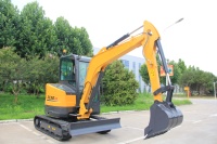 Mini-excavatrice compacte sur chenilles, machine de terrassement hydraulique pour la foresterie