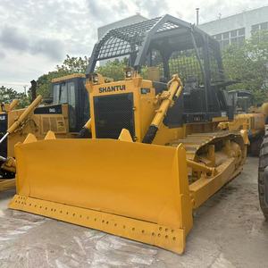 รถดันดินตีนตะขาบ Shantui SD22 สีเหลือง ปี 2020 รุ่นใช้งานหนัก สำหรับงานก่อสร้าง เครื่องยนต์ Cummins 180 แรงม้า พร้อมมอเตอร์แบร์ริ่ง - Product Image 3