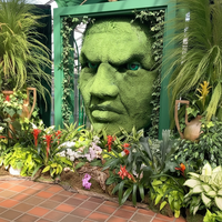Sculpture dynamique abstraite moderne de grande envergure en fibre de verre (avec yeux laser) – Installation de buste Hulk sur mesure