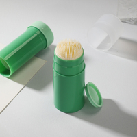 Nouveau design Bouteilles de lotion cosmétique en plastique de 30ml Conteneur vide de sérum de soin de la peau Emballage déodorant avec tête de brosse en silicone