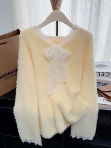 เสื้อสเวตเตอร์ลำลองผ้าขนแกะแขนยาวคอวีสำหรับผู้หญิงเสื้อสเวตเตอร์ลูกไม้ด้านหน้าโลโก้งานเย็บปะดีไซน์ทรงหลวม - Product Image 5