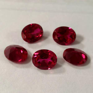 Sin Cortar 4 #   y 73 #   Corindón Bicolor en Bruto, Materia Prima Sintética para la Fabricación de Gemas Sueltas - Product Image 1