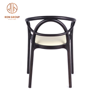 Vente en gros de chaises de salle à manger en bois de frêne massif de bonne qualité moderne nouvelle conception de style chinois à la mode commerciale agréable restaurant meubles