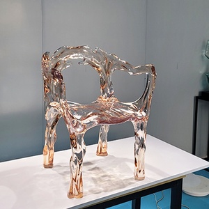 Chaise en résine artistique transparente, modèle Guangdong 1, pour hôtel/villa, salon/salle à manger, avec dossier et accoudoirs, design original - Product Image 4