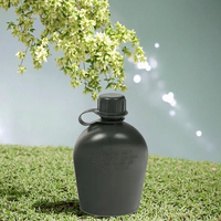 Kit de gourde tactique portable 1L pour l'extérieur, en plastique, avec gobelet en aluminium et pochette