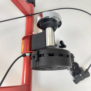 Bicicleta estacionaria inteligente para interiores, entrenador de bicicleta eléctrica, soporte de entrenamiento de <span class=keywords><strong>ciclismo</strong></span> rojo - Product Image 4