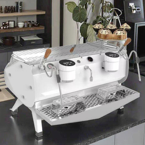 เครื่องชงกาแฟเอสเพรสโซ่กึ่งอัตโนมัติแบบอิตาลี ตัวเครื่องสแตนเลสอย่างดี ความจุ 11 ลิตร แรงดัน 20 บาร์ สีดำ กำลังไฟ 7000 วัตต์ - Product Image 1