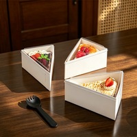 Boîte à mousse triangulaire transparente jetable en PET avec couvercle, taille 6-8 pouces, qualité alimentaire, pour gâteaux à étages, tranches de pâtisserie occidentale, Noël